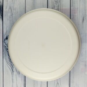 Tupperware Serving Center